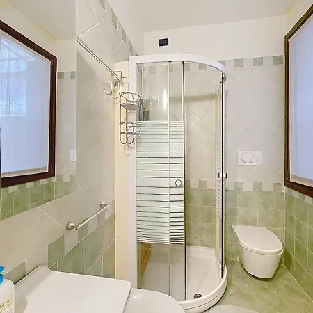 Apartment Riflesso Del Lario By Interhome