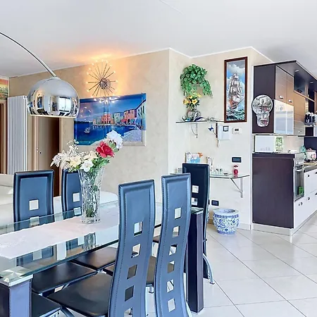 Apartment Riflesso Del Lario By Interhome Bellano